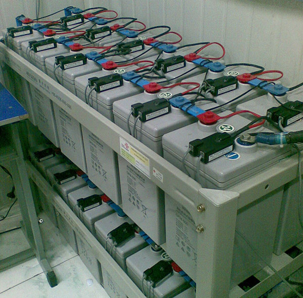 蓄電池監(jiān)測(cè)模塊