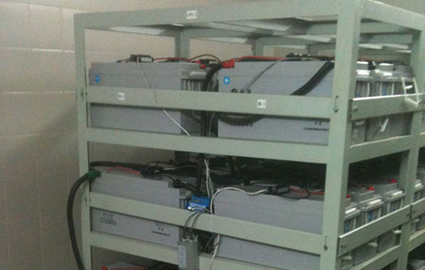 UPS蓄電池在線監(jiān)測(cè)系統(tǒng)