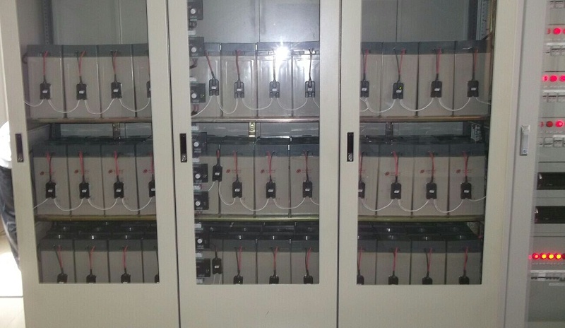 蓄電池內(nèi)阻監(jiān)測(cè)模塊