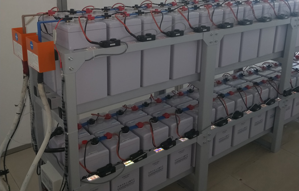 蓄電池監(jiān)測模塊