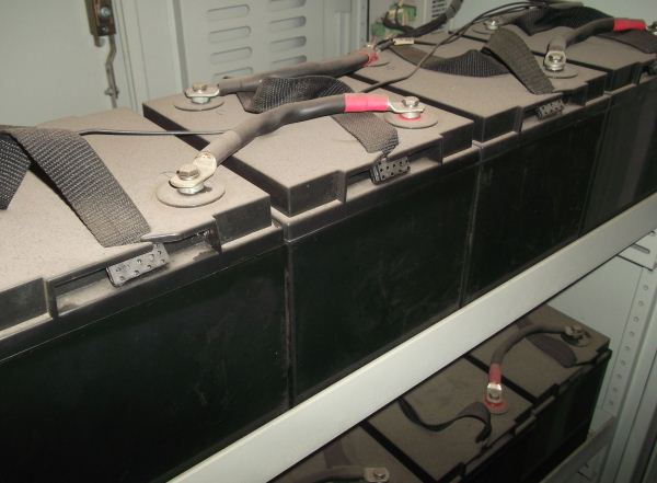 UPS蓄電池監(jiān)測(cè)維護(hù)